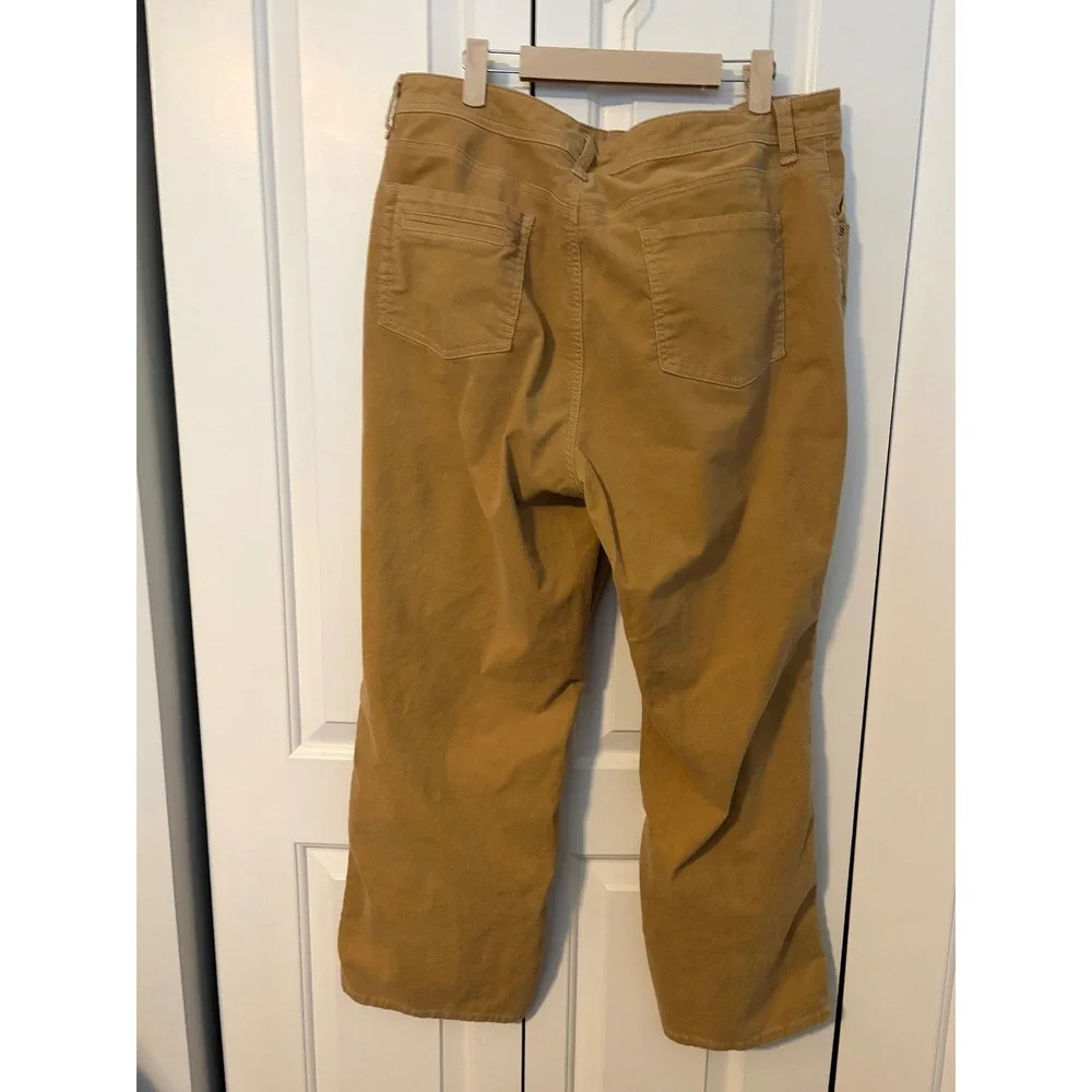 Chicos Women Tan Corduroy Flare Pants‎ Size 3 / XL/16 Short